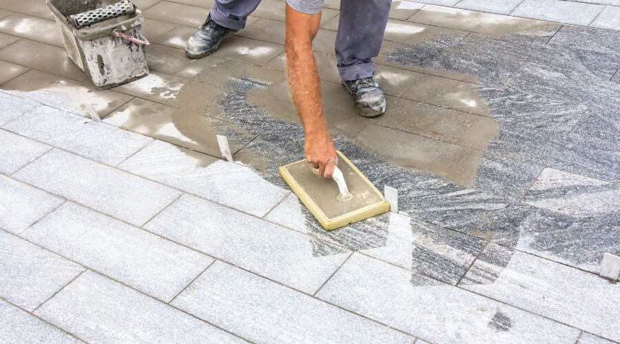 Professional residential roofers in Martinton, IL
